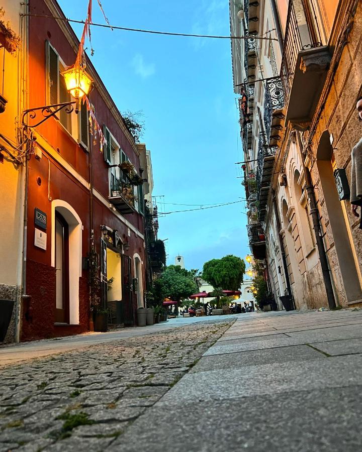 La Casa Di Ale Nel Centro Storico Di Cagliari公寓 外观 照片